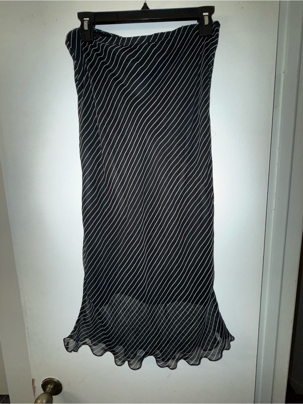 XOXO Black and white sheer pinstripped skirt mid length - Picture 2 of 3